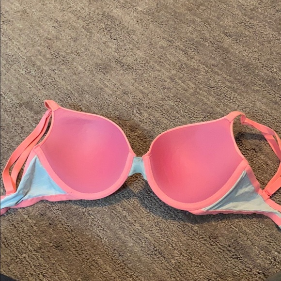 Bra - Picture 2 of 3